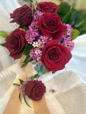 Prom 2025 Roses from In Full Bloom in Farmingdale, NY
